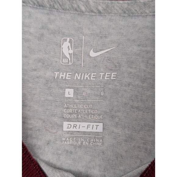 Cleveland Cavaliers NBA Nike Dri-FIT Long Sleeve Raglan Tee Womens Large T Shirt - Picture 8 of 10